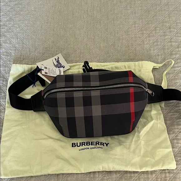 Burberry Black and Red Plaid Belt Bag - Picture 2 of 12